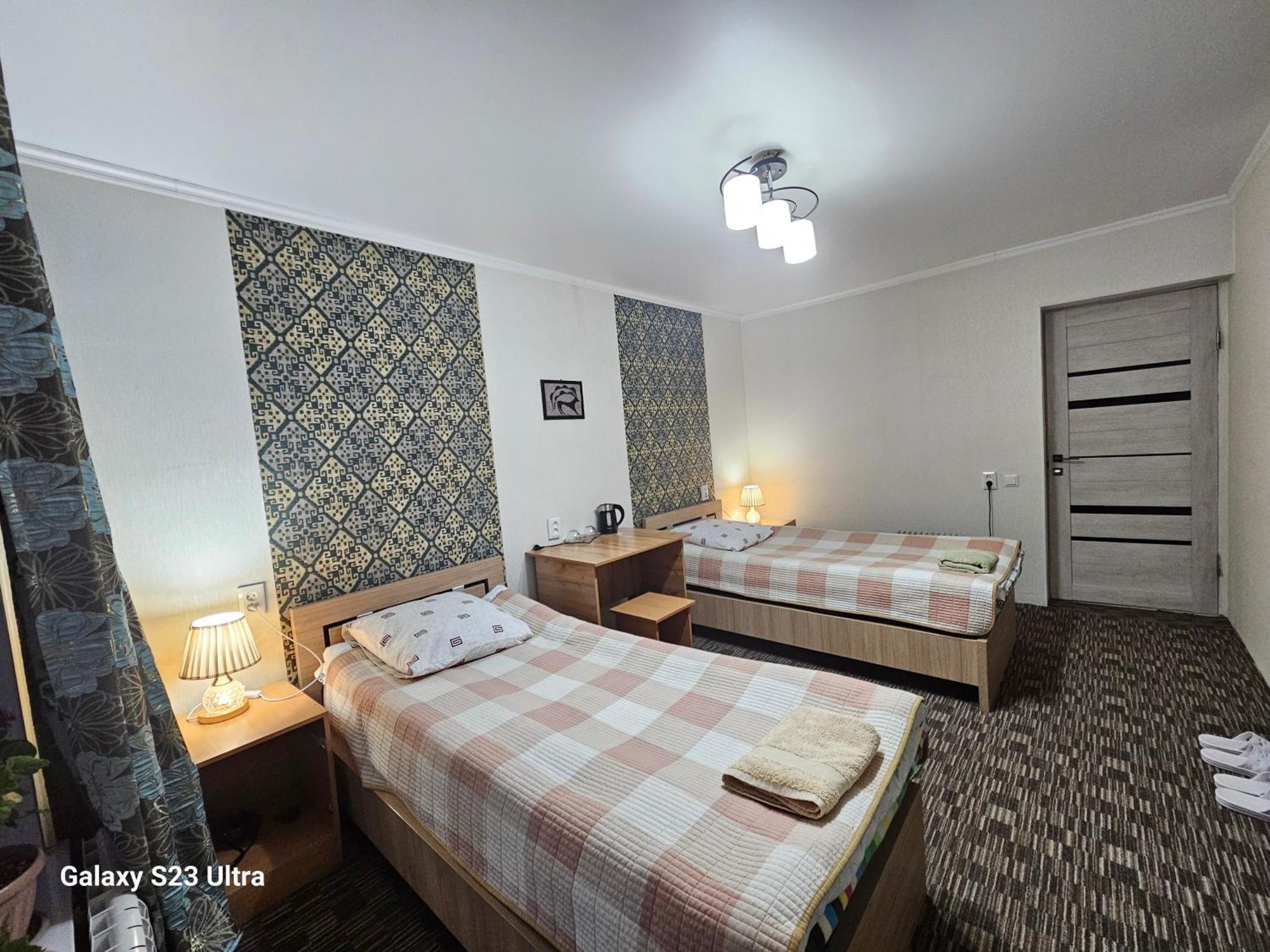 Guest House Mira Kochkor ภายนอก รูปภาพ